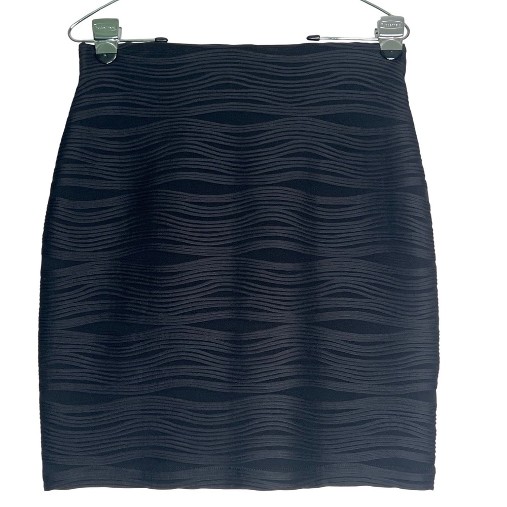 Joseph Ribkoff Black Textured Wavy Ribbed Pencil Skirt Size 8 Made in Canada